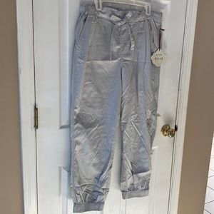 NWT Knox Rose size Large Silver Bliss Jogger